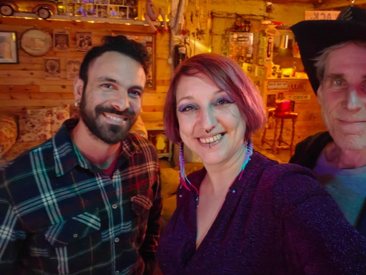 Love for Music in the Time of Capitalism | Part 1 – Pat Carter and Luis DeCicco (Rodeo&nbsp;FM)